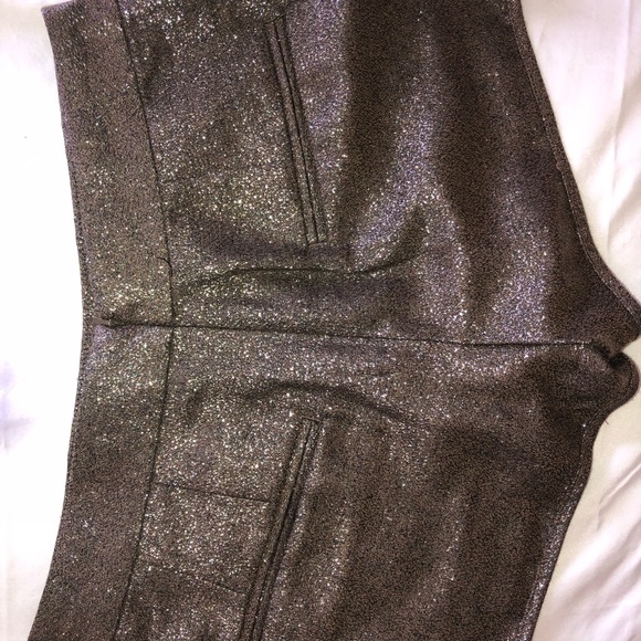French connection shorts w/pockets size 2 sparkly - Picture 4 of 8